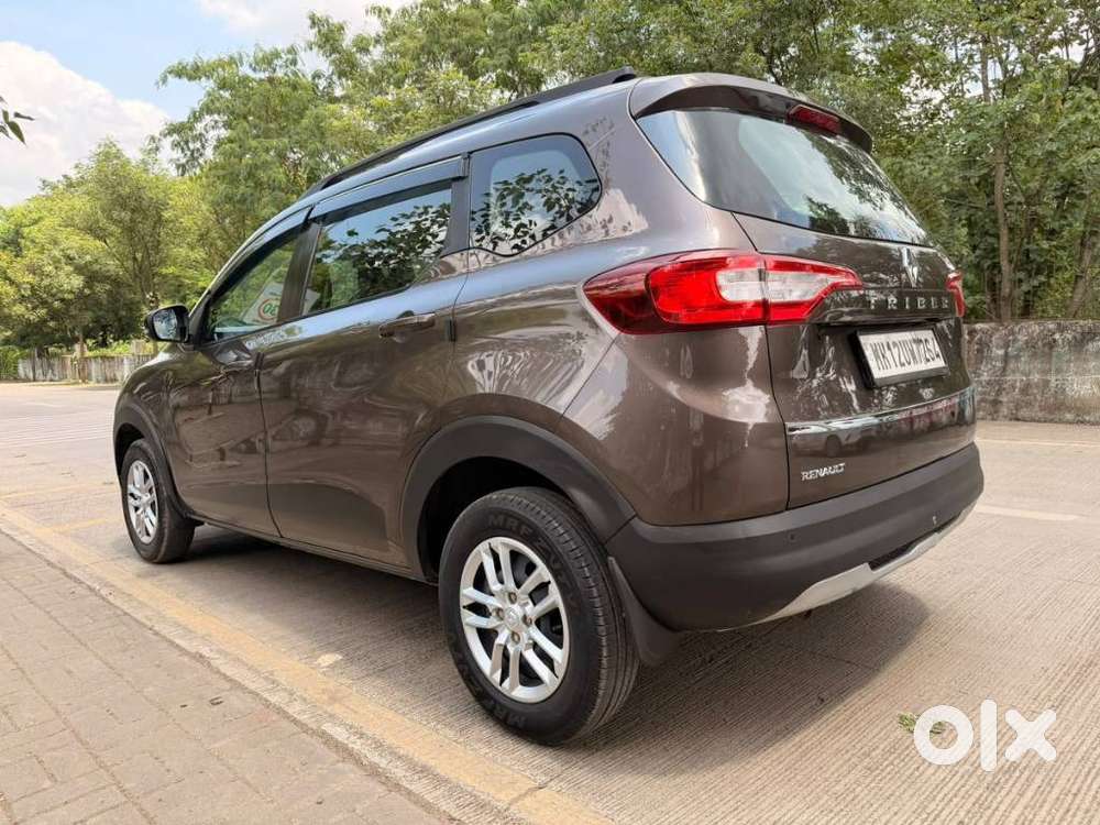 Renault Triber Rxt, 2022, Petrol