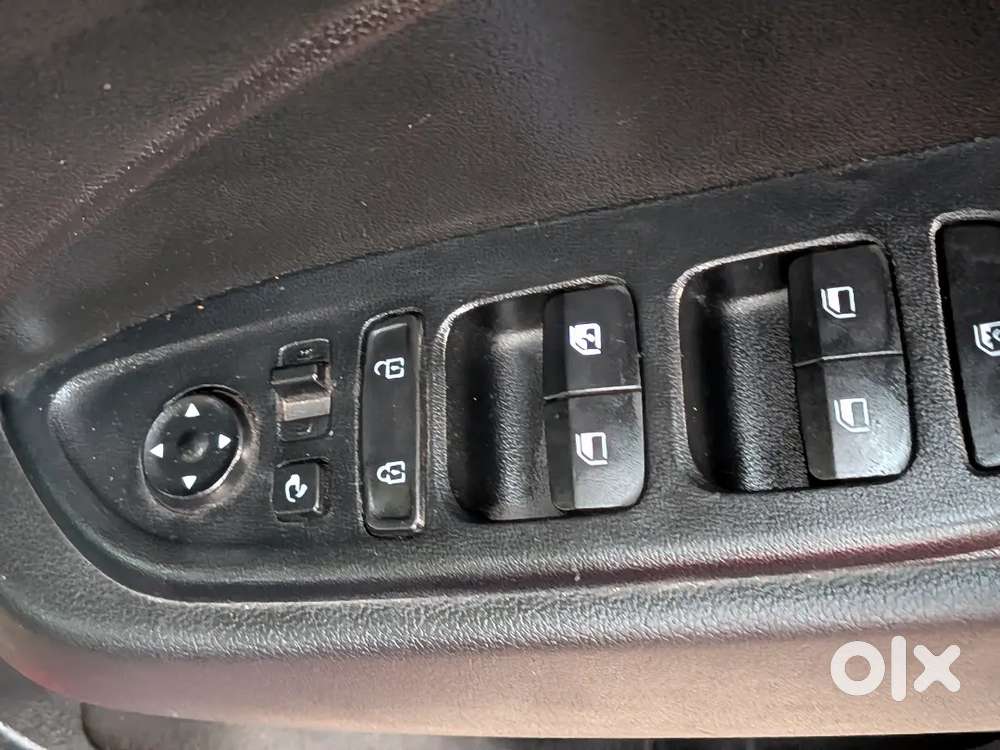 Hyundai Venue 2021 Petrol Well Maintained