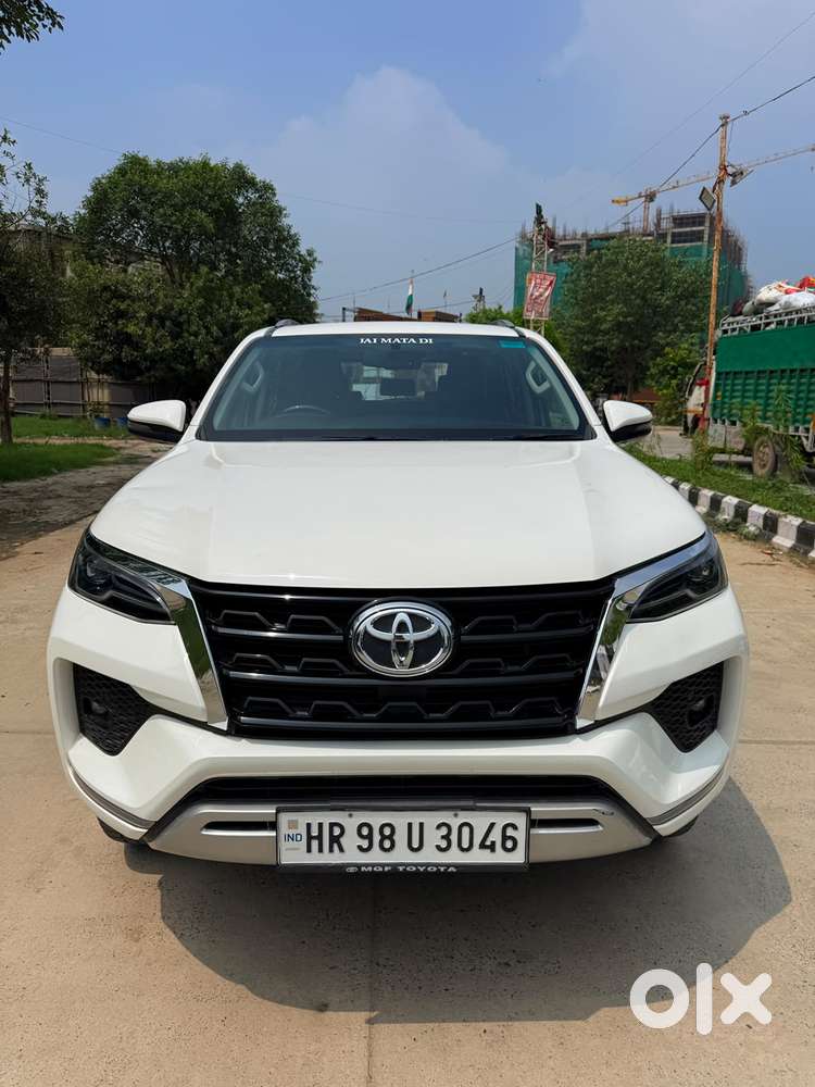 Toyota Fortuner 4x2 Mt 2.7 Petrol, 2025, Petrol