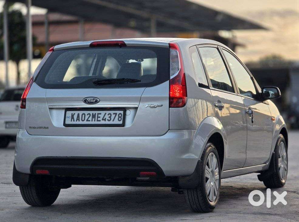 Ford Figo Petrol Titanium, 2010, Petrol