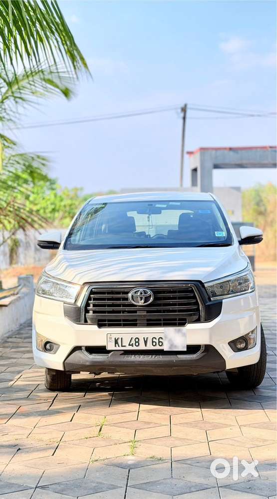 Toyota Innova Crysta 2020 Diesel 142000 Km Driven