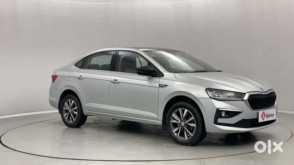 Skoda Slavia Style 1.0l Tsi At, 2022, Petrol