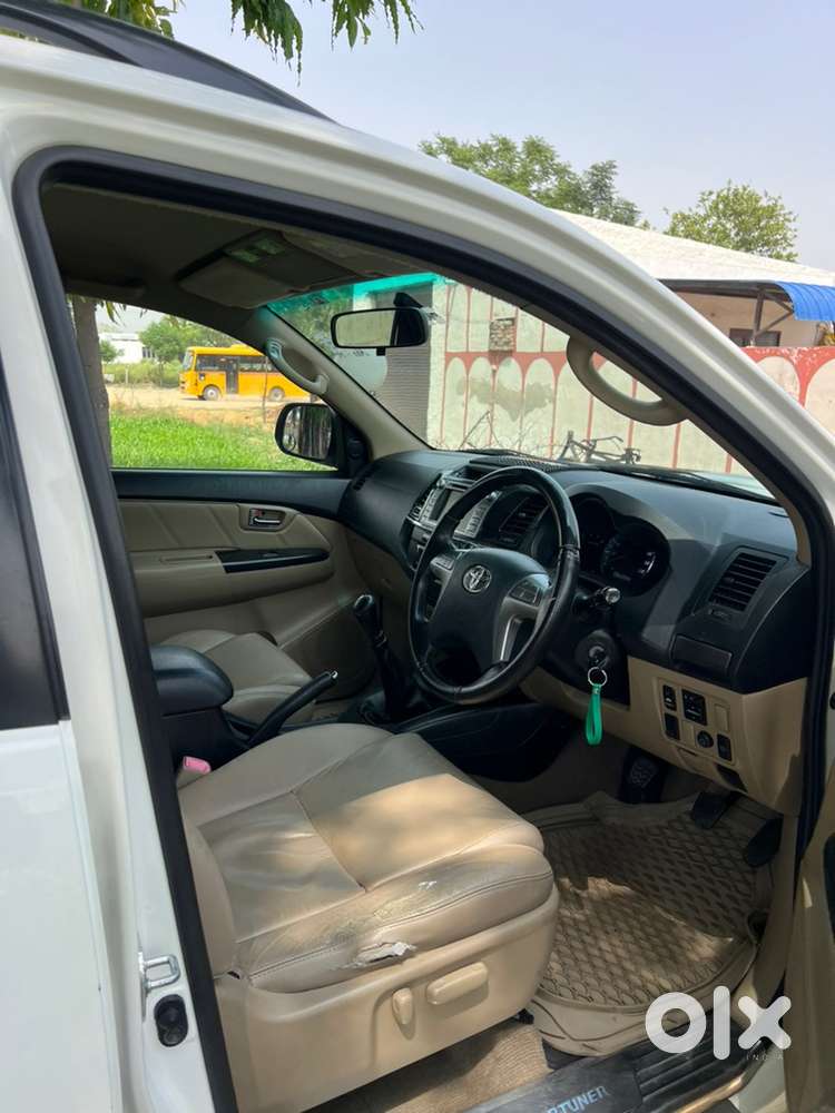 Toyota Fortuner Diesel 2015