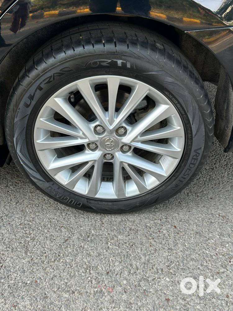 Toyota Camry Hybrid 2.5, 2016