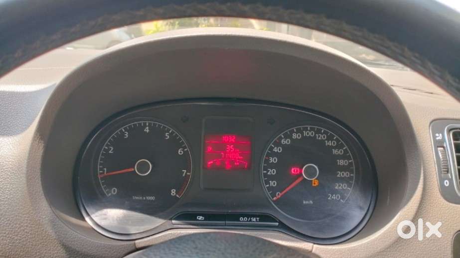 Volkswagen Vento Petrol Highline, 2011, Petrol