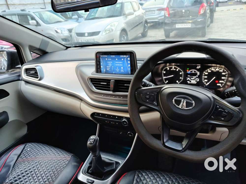 Tata Altroz Xz, 2022, Petrol