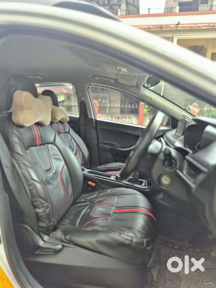 Tata Nexon Smart Plus1.2 Revotron Petrol 5 Mt, 2024, Petrol