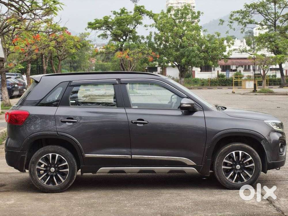 Maruti Suzuki Brezza 1.5 Zxi Smart Hybrid, 2022, Petrol
