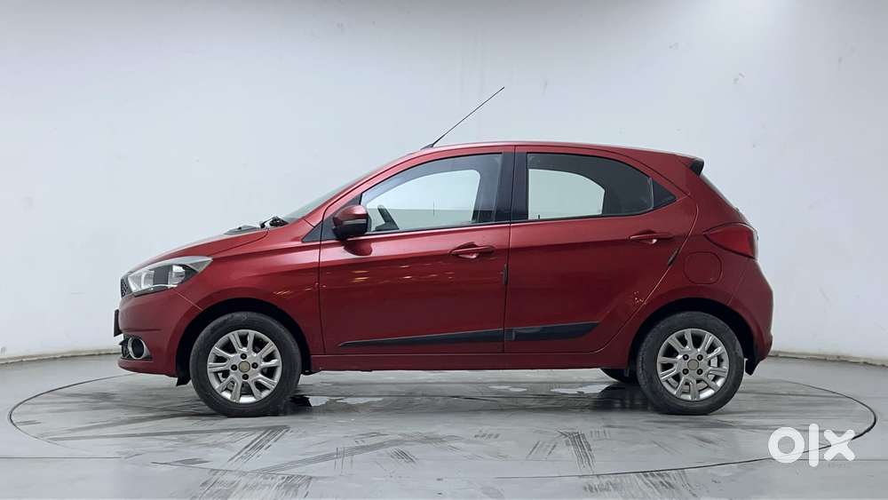 Tata Tiago Xza, 2017, Petrol