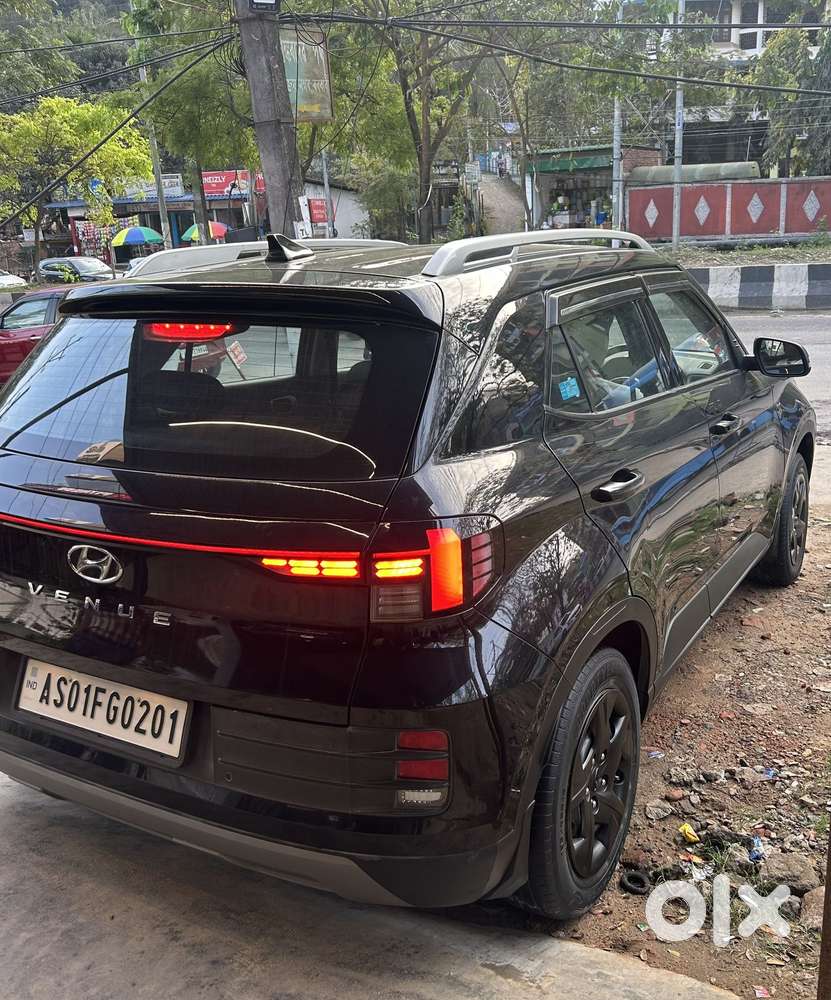 Hyundai Venue Sx 1.2 Mt Knight Edition, 2023, Petrol