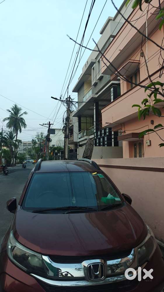 Honda,diesel,7seater