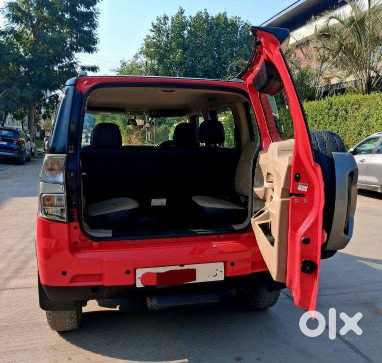 Mahindra Tuv 300 T10, 2019, Diesel