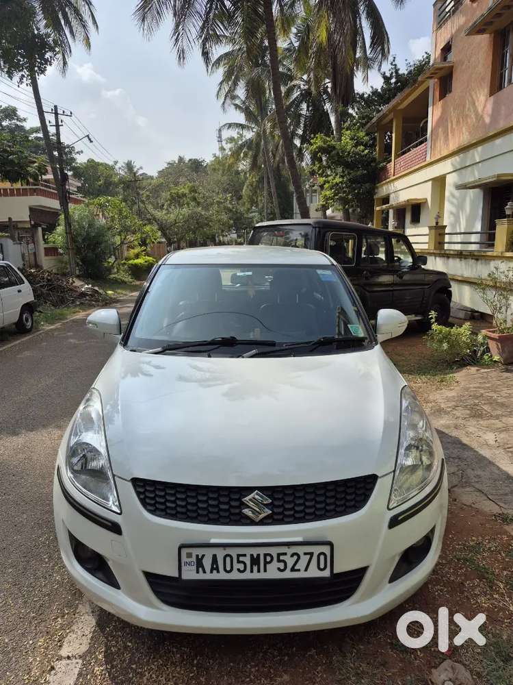 Swift 2014 Petrol Well Maintained
