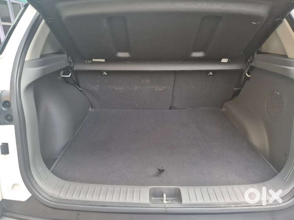 Hyundai Creta Sx (o)  2025  Petrol  Sunroof + Adas