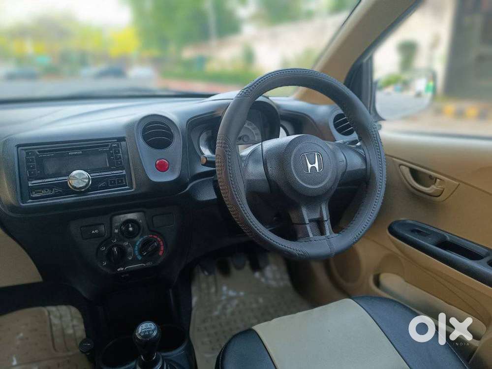 Honda Brio E Mt, 2015, Petrol