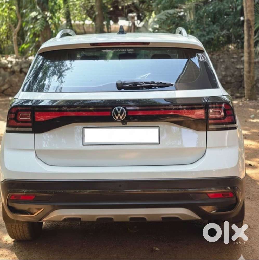 Volkswagen Taigun Highline At With Warranty Till March 2028