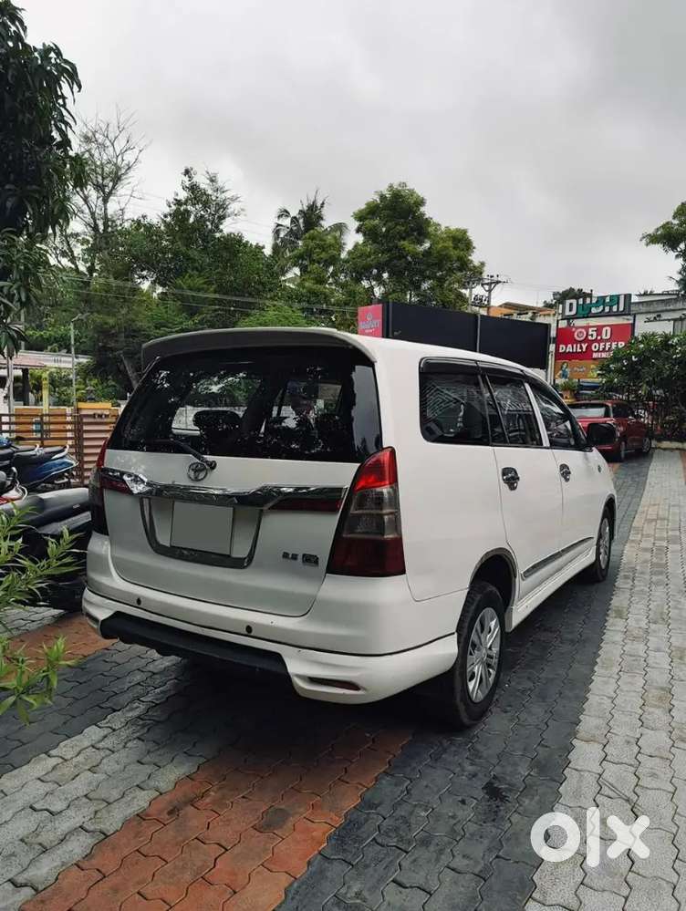 Toyota Innova 2015 Original Kerala