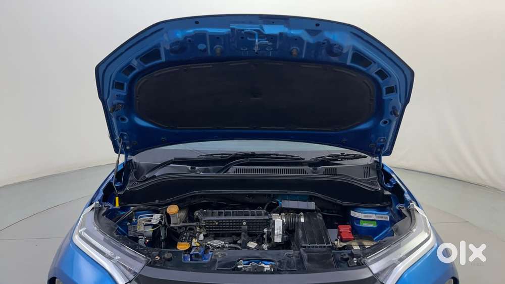 Tata Punch 1.2 Revotron Creative Amt Dual Tone, 2023, Petrol