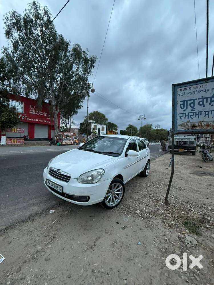 Hyundai Verna 2009