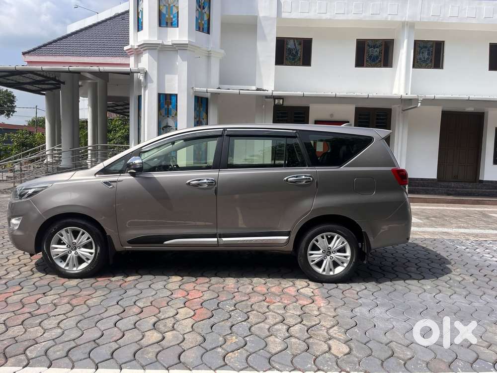 Toyota Innova Crysta 2.5z, 2020, Diesel