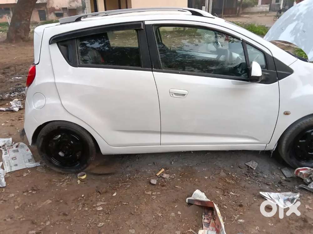 Chevrolet Beat Lt Petrol 2017