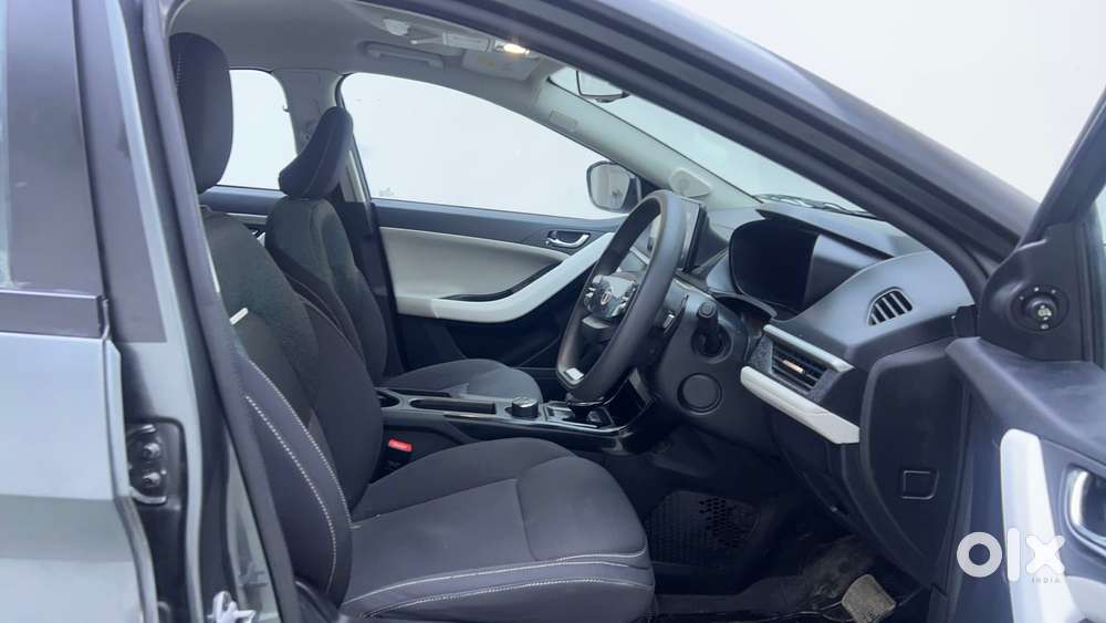 Tata Nexon Creative Plus 1.2 Revotron Petrol 7dca Dt, 2023, Petrol