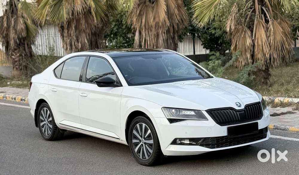 Skoda Superb Sportline 1.8, 2019, Petrol