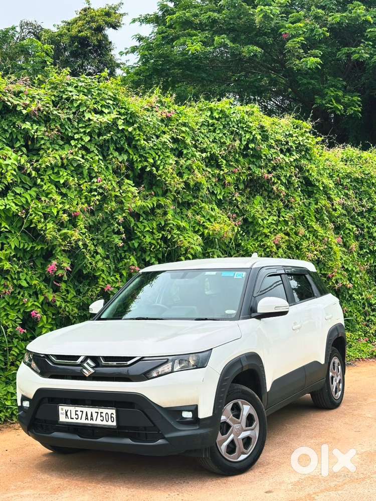 Maruti Suzuki Brezza 2024 Lxi 1.5  29000 Km