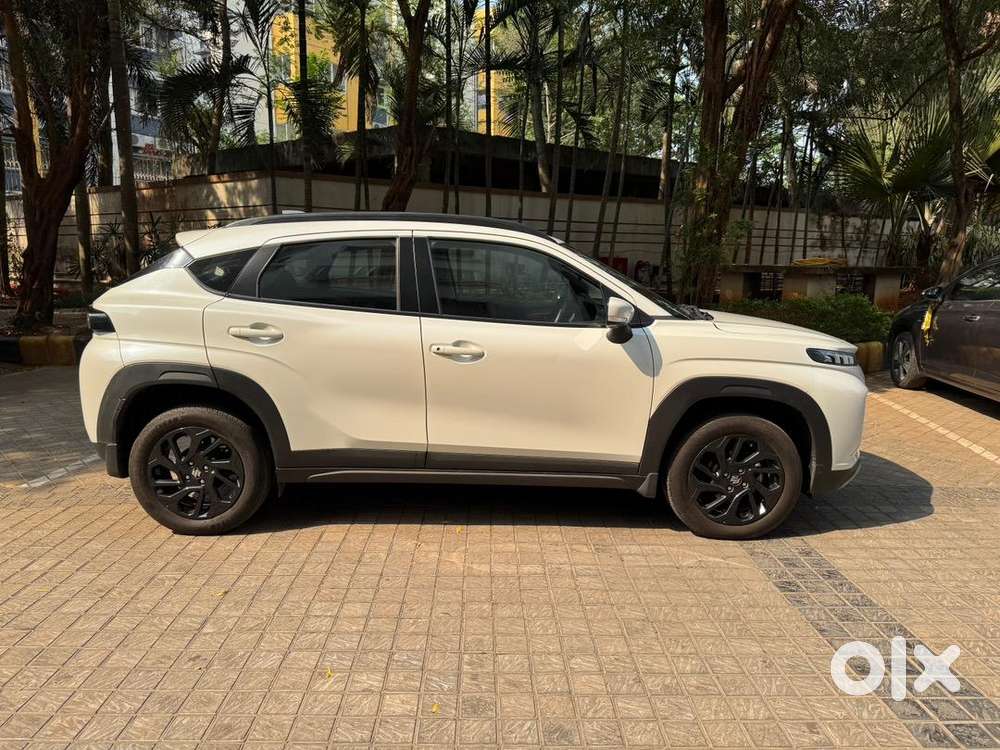 Maruti Suzuki Fronx Delta Plus 1.2 Asg ( Automatic)