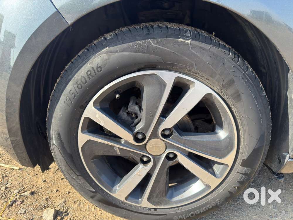 Tata Altroz 2021 Petrol Well Maintained