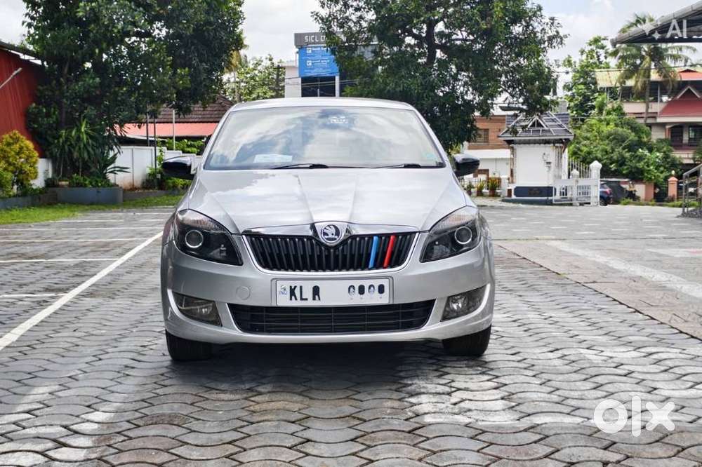 Skoda Rapid [ ] 1.5 Style Plus Tdi At, 2014, Diesel