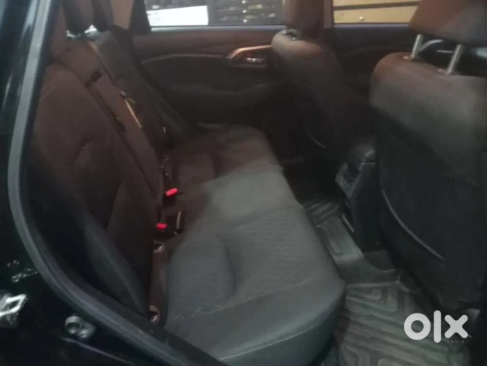 Toyota Urban Cruiser Hyryder 2024 Petrol 8500 Km Driven