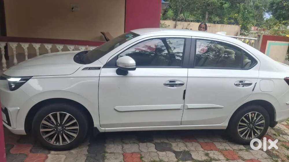 Honda Amaze 2025 Petrol Well Maintained With Adas