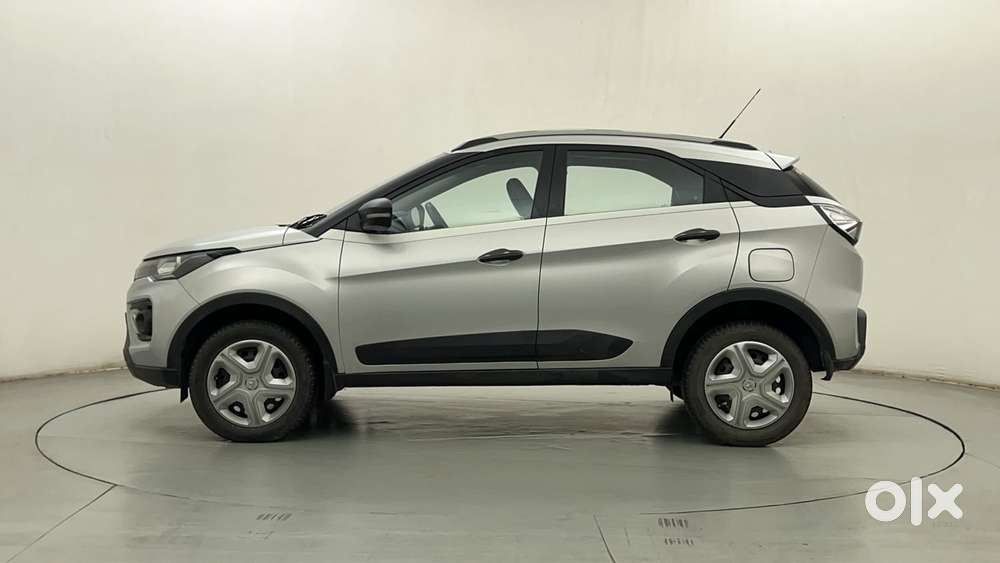 Tata Nexon 1.2 Revotron Xma Amt (s), 2021, Petrol