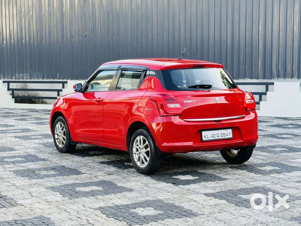 Maruti Suzuki Swift Vvt Zxi, 2018, Petrol