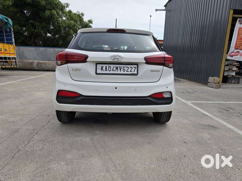 Hyundai I20 Sportz 1.2 Vtvt, 2018, Petrol