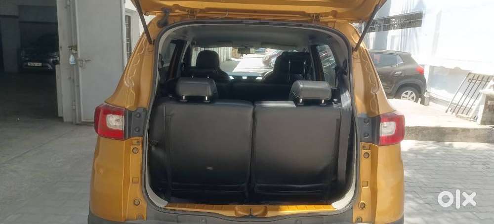 Renault Triber Rxz, 2019, Petrol