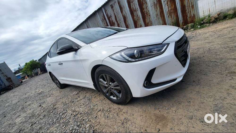 Hyundai New Elantra 2016 Diesel Well Maintained