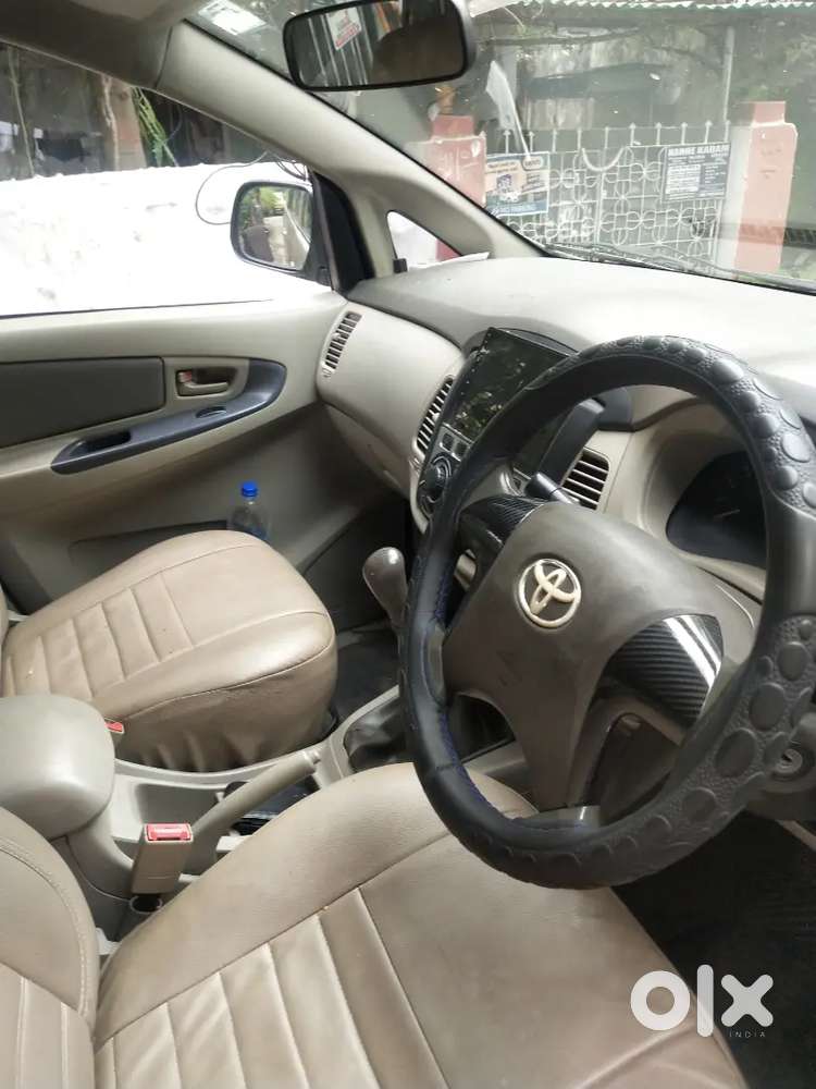 Toyota Innova 2.5 2012