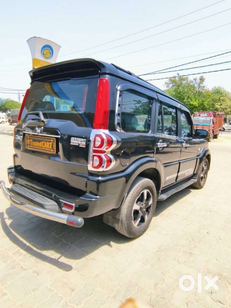 Mahindra Scorpio Classic 2.2 S 11 Mt 7 Cc, 2023, Diesel