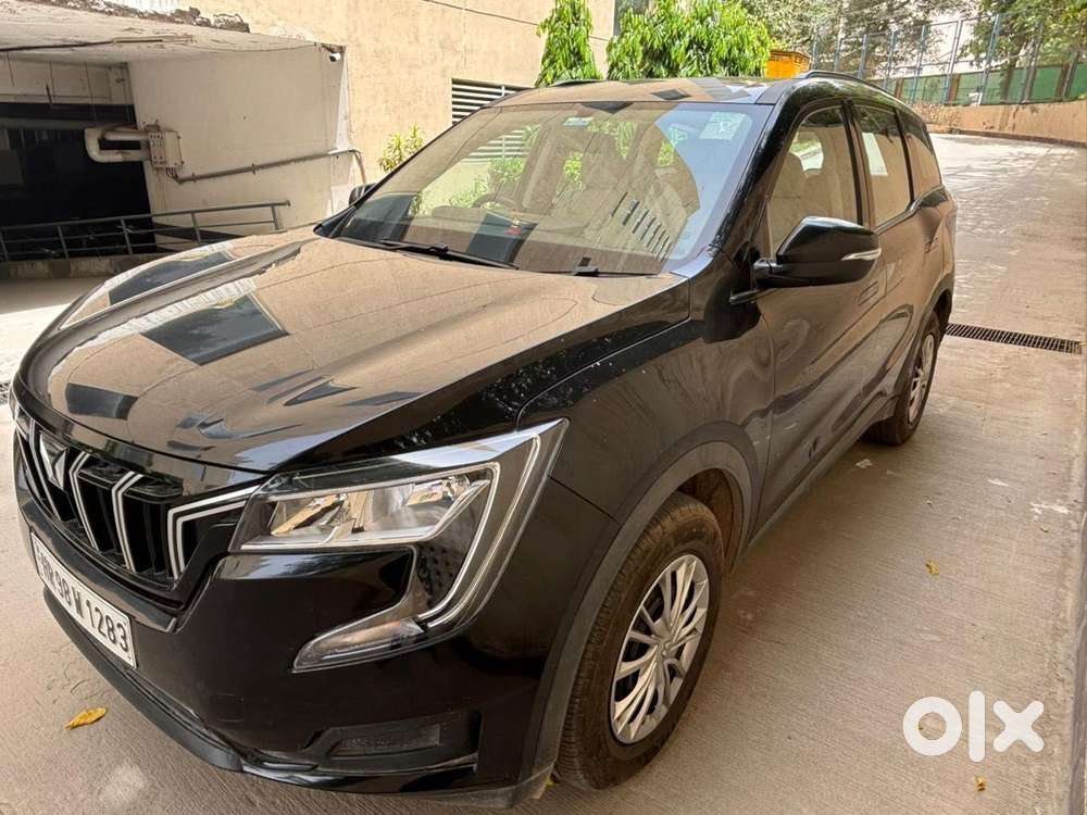 Mahindra Xuv700 Mx Petrol Mt 5 Str (e), 2025, Petrol
