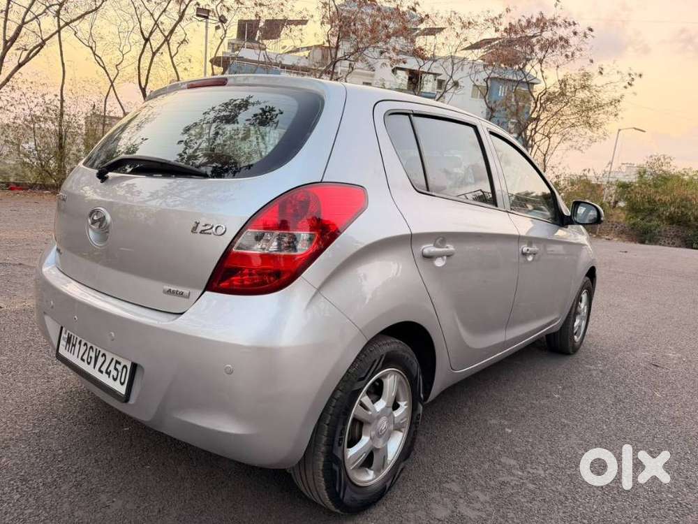Hyundai I20 1.4 Asta (at), 2011, Petrol