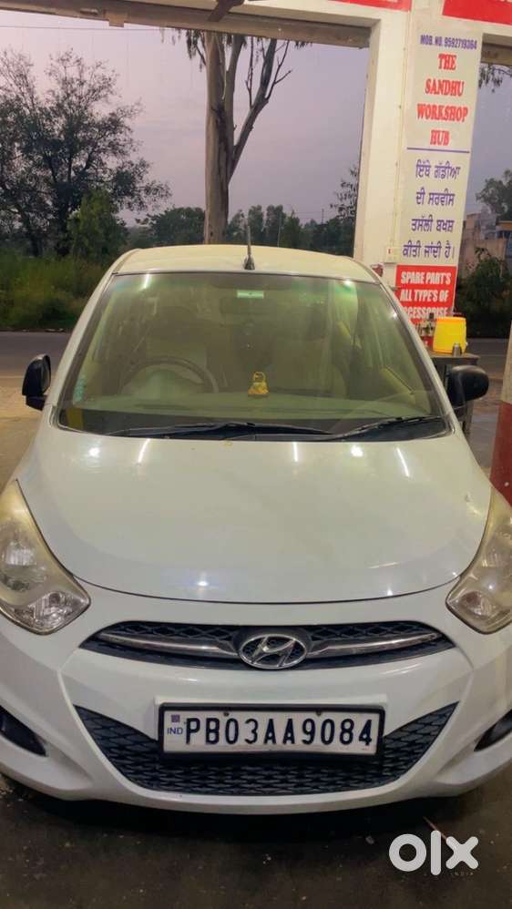 Hyundai I10 Sportz 2012 Petrol Manual