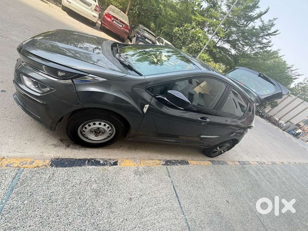 Tata Altroz 2022 Petrol Automatic