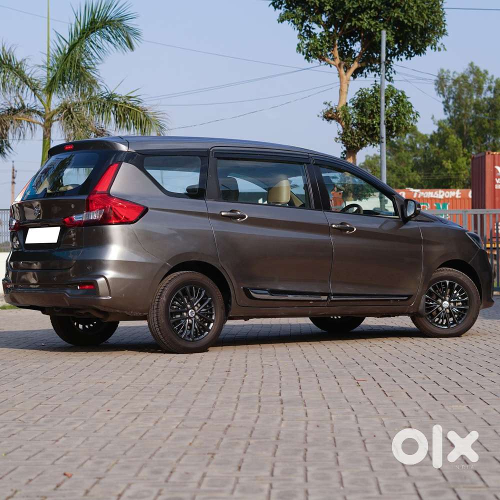 Maruti Suzuki Ertiga 2022-2023 Vxi Cng, 2022, Petrol