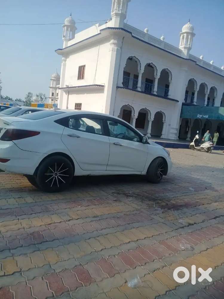 Hyundai Verna Fluidic 2012 Diesel Manual