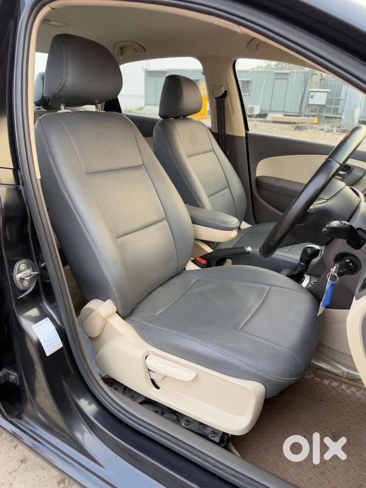 Volkswagen Vento 2010-2013 Petrol Highline, 2011, Petrol