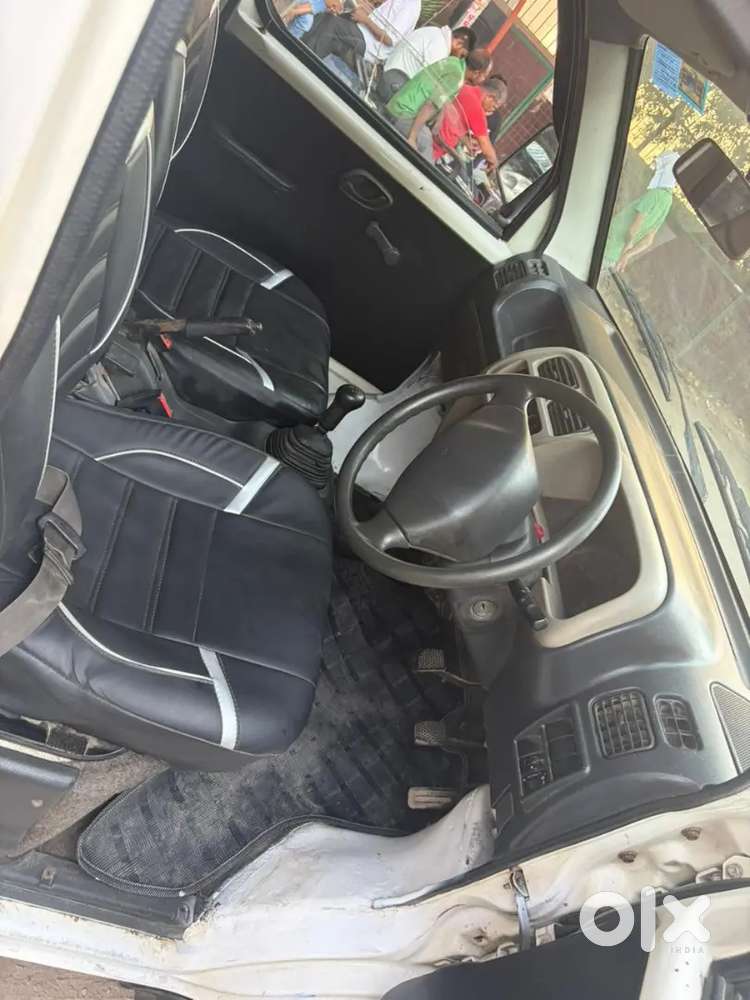 Maruti Suzuki Eeco 2013 Cng & Hybrids 80000 Km Driven