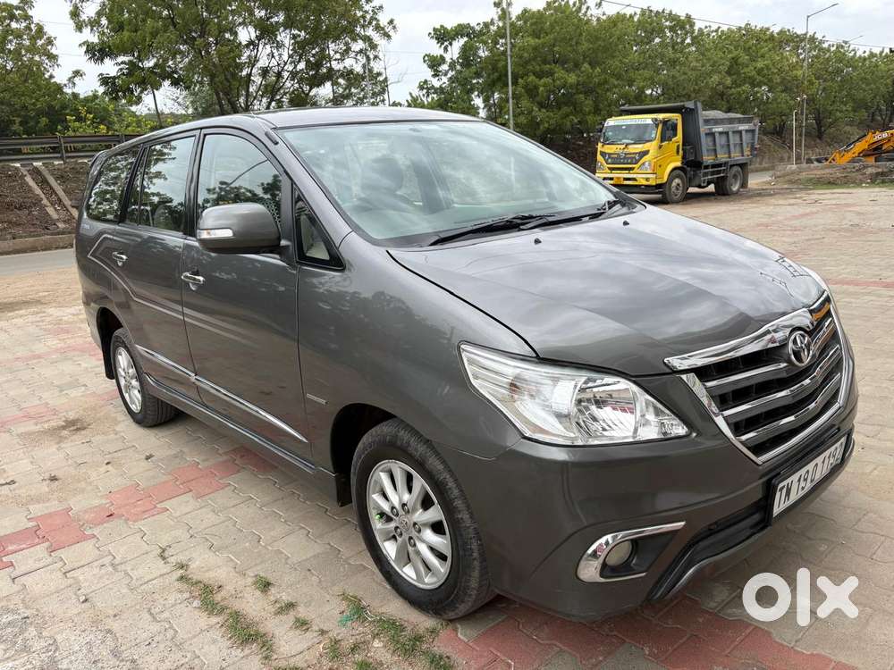 Toyota Innova 2.5 Z Diesel 7 Seater Bs Iv, 2014, Diesel