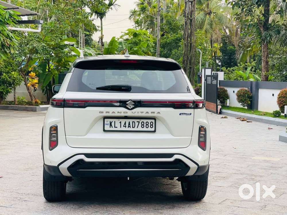 Maruti Suzuki Grand Vitara 1.5 Zeta Cng, 2023, Petrol